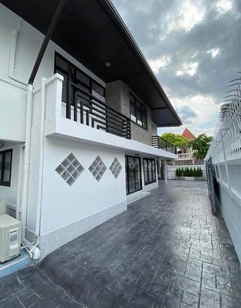 บ้าน 4-ห้องนอน, กรุงเทพ, สามเสนนอก, ห้วยขวาง, กรุงเทพ, 220 ตร.ม., บ้านเดี่ยว ให้เช่า, โดย Phoom Imruangsri, 500636312 - DDproperty.com