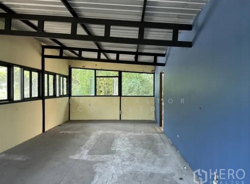 For rent Warehouse 120 sq.m. near BTS Phra Khanong Bangkok HRE01510, Bangkok, สุขุมวิท, Phra Kanong Nua, Watthana, Bangkok, , 120 sqm, Warehouse/Factory For Rent, by Hero Realtor Co., Ltd., 500636318 - DDproperty.com