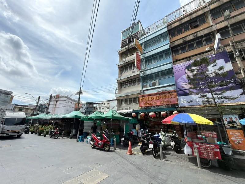 ขายตึกแถว/อาคารพาณิชย์ 9 ตร.ว. ทำเลค้าขายใจกลางบางลำพู ตรงข้ามอาคารจอดรถ กทม. ใกล้ถนนข้าวสาร วัดบวร, Bangkok, Talat Yot, Phra Nakhon, Bangkok, , 175 sqm, Shophouse For Sale, by ERA Thailand, 500636324 - DDproperty.com