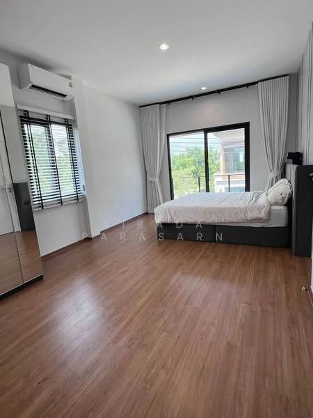 Grande Pleno Krungthep-Kreetha, Bangkok, Thap Chang, Saphan Sung, Bangkok, 4 Bedrooms, 176 sqm, Single Detached House For Rent, by Airada Parasarn, 500636329 - DDproperty.com