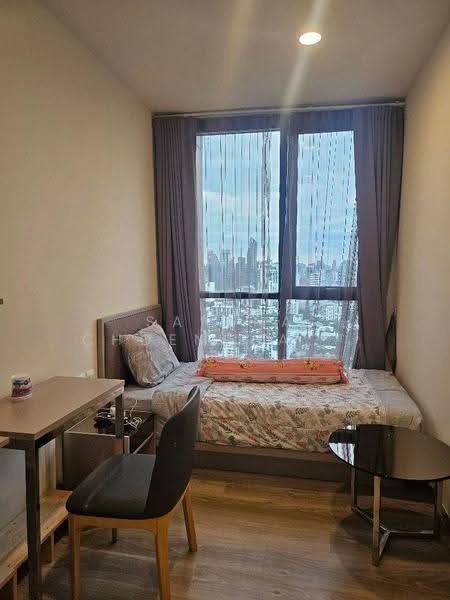 Oka Haus Sukhumvit 36, Bangkok, 3399 Rama 4 Road, Khong Tan, Khlong Toei, Bangkok, 2 Bedrooms, 41 sqm, Condo For Rent, by Sarena Choengsamor, 500636353 - DDproperty.com