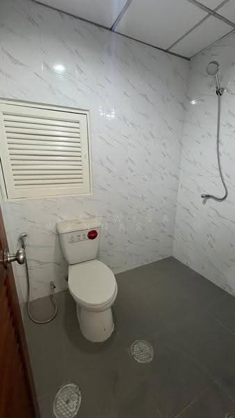 Phayathai Plaza, Bangkok, 46 Phaya Thai Road, Thanon Phaya Thai, Ratchathewi, Bangkok, 2 Bedrooms, 65 sqm, Condo For Rent, by Wanwisa Wannasarn, 500636368 - DDproperty.com