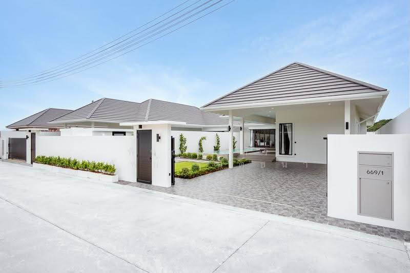 House for sale at Huahin112, Prachuap Khiri Khan, Hua Hin, Prachuap Khiri Khan, 3 Bedrooms, 225 sqm, Single Detached House For Sale, by พิชญ์ณภัทร ทรัพย์กานต์ธนา, 500636393 - DDproperty.com