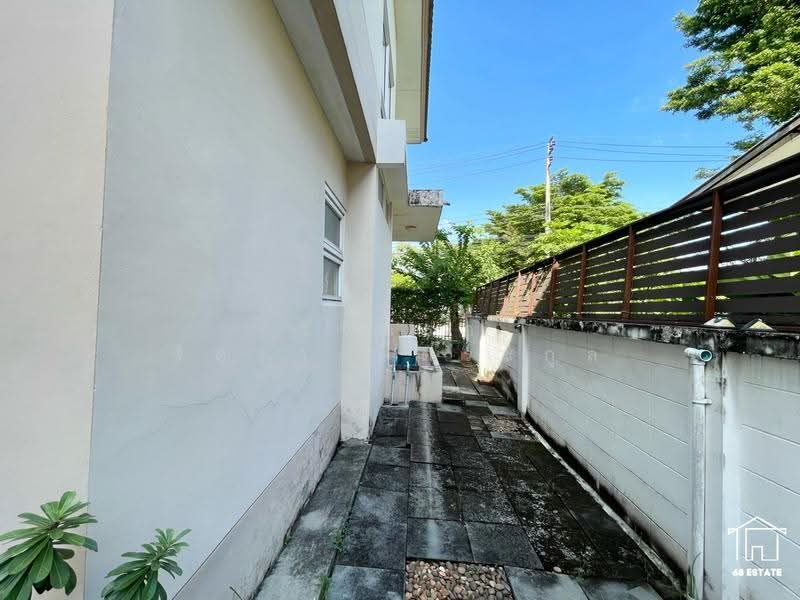 Neighborhome Watcharaphon, Bangkok, Sukhaphiban 5, Sam Wa Tawan Ok, Khlong Sam Wa, Bangkok, 3 Bedrooms, 165 sqm, Single Detached House For Sale, by วิจิตรา จิตรวงษ์ตระกูล, 500636429 - DDproperty.com