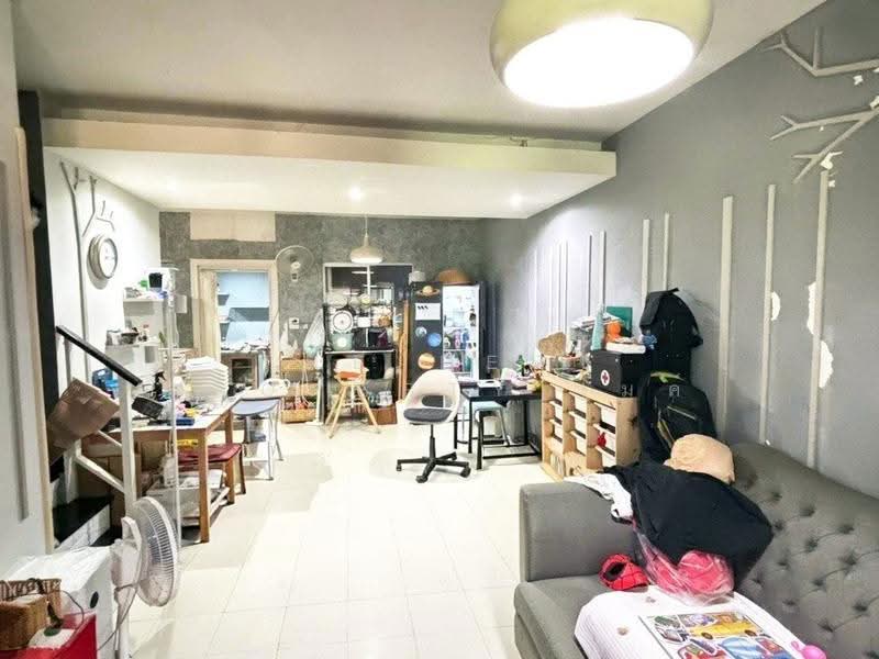 Baan Pruksa 70 Chalong Krung-Ladkrabang : บ้านพฤกษา 70 ฉลองกรุง-นิคมฯลาดกระบัง, กรุงเทพ, ถนน เลียบคลองลำกอไผ่, ลำปลาทิว, ลาดกระบัง, กรุงเทพ, 100 ตร.ม., ทาวน์เฮ้าส์ ขาย, โดย The Best Property ไมค์, 500636566 - DDproperty.com