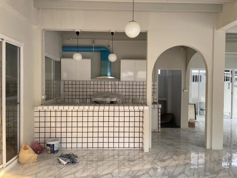 บ้านเดี่ยวหลังมุม ซอยอุดมเกียรติ ห้วยขวาง, Bangkok, Huai Khwang, Bangkok, 3 Bedrooms, 130 sqm, Single Detached House For Sale, by NR AGENT, 500636601 - DDproperty.com