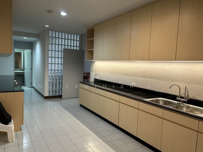 Baan Yen Akard, Bangkok, Yenakat, Chong Nonsi, Yan Nawa, Bangkok, 2 Bedrooms, 245 sqm, Condo For Rent, by Netsanthiah Ai, 500636625 - DDproperty.com
