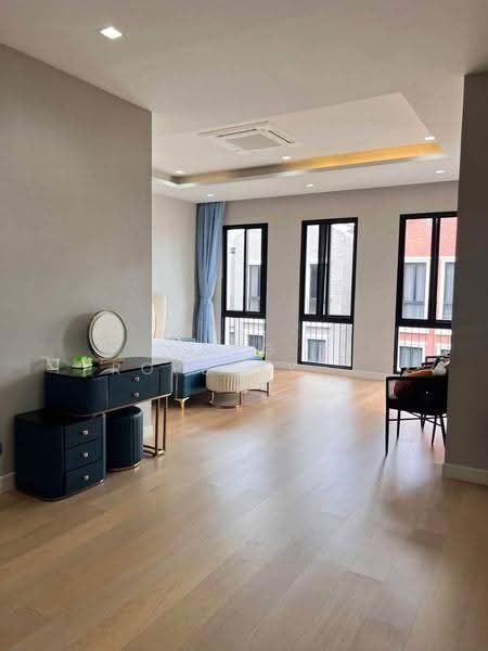 Artale Ekkamai-Ramintra, Bangkok, Soi Sukontasawat 19, Sukontasawat Road, Lat Phrao, Bangkok, 4 Bedrooms, 390 sqm, Single Detached House For Sale, by NTG Property House Co.,Ltd., 500636639 - DDproperty.com