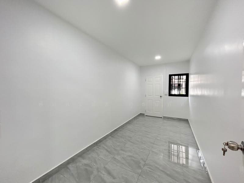 บ้านชั้นเดียว (รีโนเวทใหม่) : ราชพฤกษ์ 2 คลองหลวง คลอง 3 เมนขวา ปทุมธานี, ปทุมธานี, ถนนเลียบคลองสาม, คลองสาม, คลองหลวง, ปทุมธานี, 146 ตร.ม., ทาวน์เฮ้าส์ ขาย, โดย พิมพ์นภัส ภูธนภัทร, 500636643 - DDproperty.com