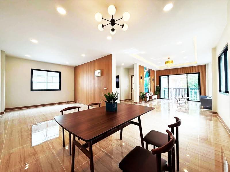 Wararom Phetkasem 81 (Bangbon 5), Bangkok, Bang Bon 5 Road, Bang Bon, Bangkok, 4 Bedrooms, 200 sqm, Single Detached House For Sale, by Sumit Thongpahusatcha, 500636662 - DDproperty.com