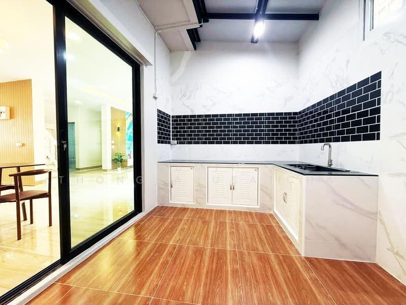 Wararom Phetkasem 81 (Bangbon 5), Bangkok, Bang Bon 5 Road, Bang Bon, Bangkok, 4 Bedrooms, 200 sqm, Single Detached House For Sale, by Sumit Thongpahusatcha, 500636662 - DDproperty.com