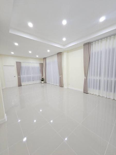 house for sell, Bangkok, Bang Chun, Khlong Sam Wa, Bangkok, 3 Bedrooms, 130 sqm, Single Detached House For Sale, by คุณเปิ้ล, 500636710 - DDproperty.com