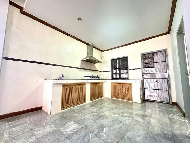 Baan Sathaporn Rangsit, Pathum Thani, Soi Rangsit-Nakhon Nayok 73, Bang Yitho, Thanyaburi, Pathum Thani, 3 Bedrooms, 90 sqm, Townhouse For Sale, by ชนะชาติ นนท์ตา, 500636777 - DDproperty.com