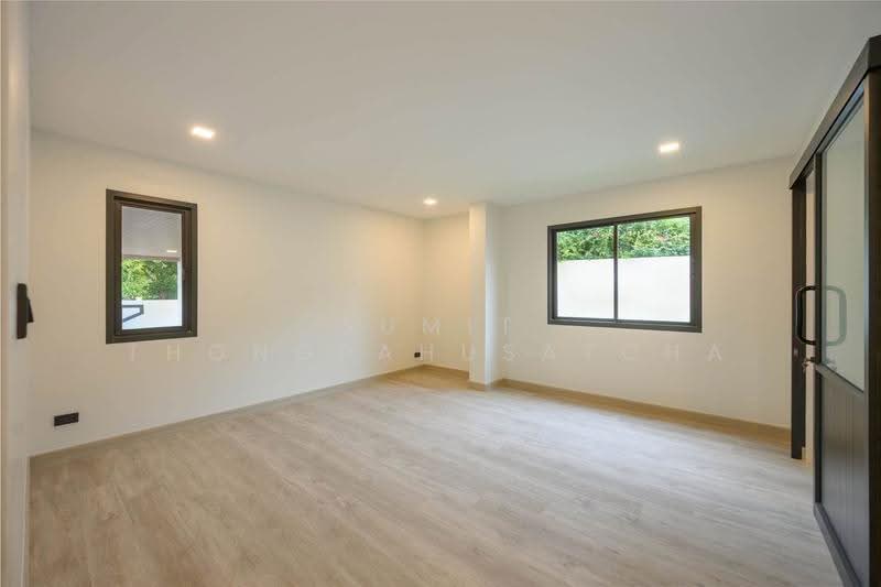 Manthana Wongwaen-Pinklao, Nonthaburi, Soi Wat Phra Ngoen, Plai Bang, Bang Kruai, Nonthaburi, 4 Bedrooms, 400 sqm, Single Detached House For Sale, by Sumit Thongpahusatcha, 500636782 - DDproperty.com