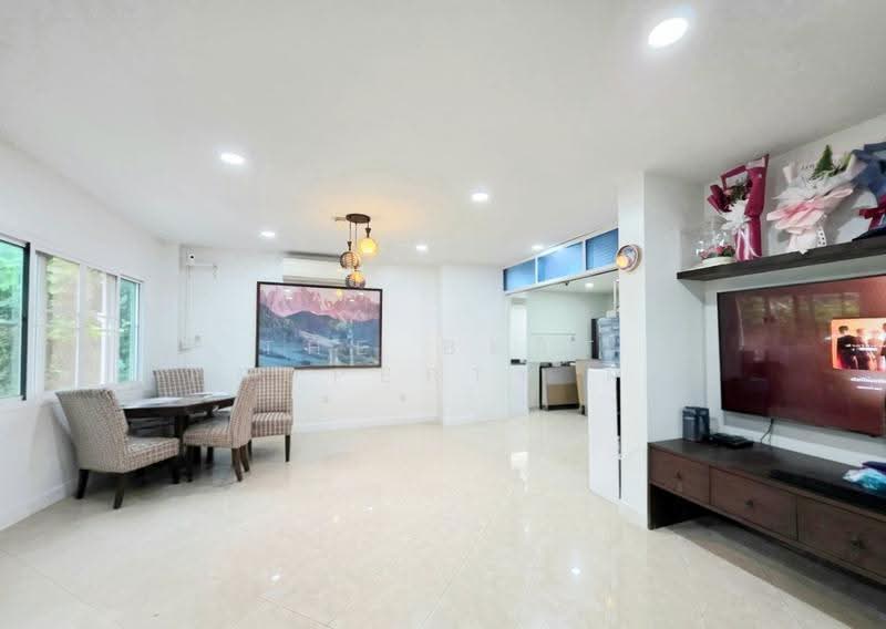 Royal Park Ville Suwinthawong : โรยัล ปาร์ค วิลล์ สุวินทวงศ์, กรุงเทพ, ถนนสุวินทวงศ์, ลำผักชี, หนองจอก, กรุงเทพ, 150 ตร.ม., บ้านเดี่ยว ขาย, โดย The Best Property ฝน, 500636812 - DDproperty.com