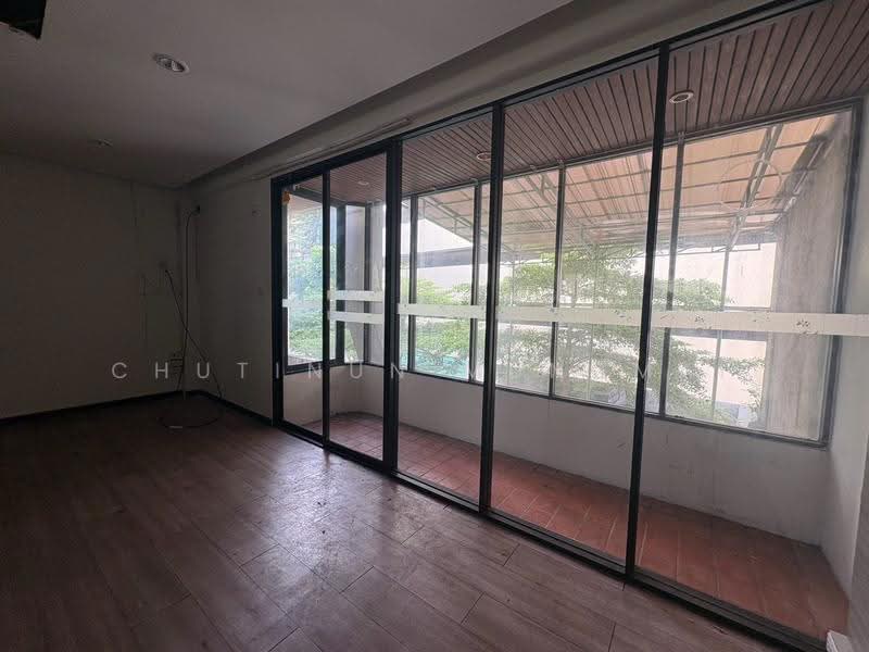 Shophouse For Rent in Phrom Phong | 5 min walk to BTS and EmQuartier, กรุงเทพ, BTS Phrom Phong, คลองตันเหนือ, วัฒนา, กรุงเทพ, 319 ตร.ม., ตึกแถว-อาคารพาณิชย์ ให้เช่า, โดย Chutinun Mungmai, 500636815 - DDproperty.com