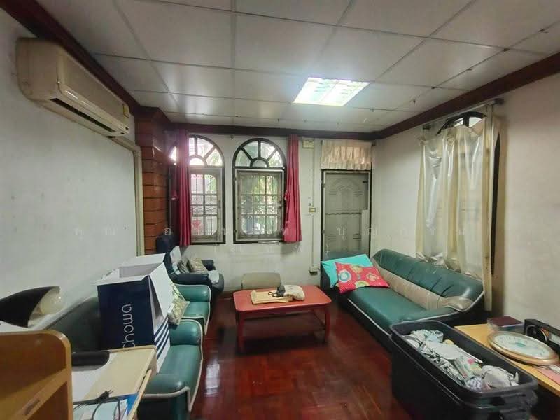 ทาวน์เฮ้าส์ 2 ชั้น 22.5 ตร.ว. บ้านทำเลดีเกษตร-นวมินทร์ ซอยลาดปลาเค้า38 ถนนลาดปลาเค้า, กรุงเทพ, ถนนลาดปลาเค้า, จรเข้บัว, ลาดพร้าว, กรุงเทพ, 120 ตร.ม., ทาวน์เฮ้าส์ ขาย, โดย คุณ อานนท์ บุญกรม (เซฟ), 500636872 - DDproperty.com