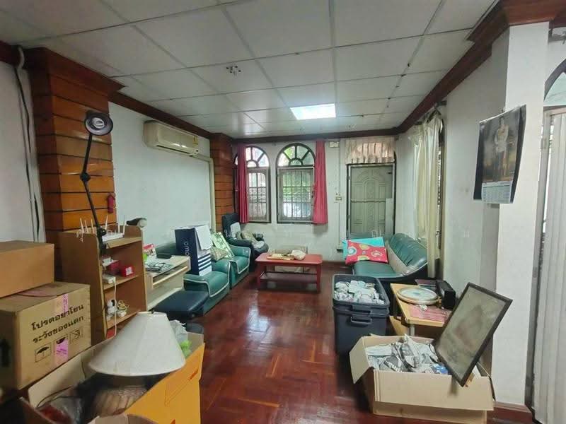 ทาวน์เฮ้าส์ 2 ชั้น 22.5 ตร.ว. บ้านทำเลดีเกษตร-นวมินทร์ ซอยลาดปลาเค้า38 ถนนลาดปลาเค้า, กรุงเทพ, ถนนลาดปลาเค้า, จรเข้บัว, ลาดพร้าว, กรุงเทพ, 120 ตร.ม., ทาวน์เฮ้าส์ ขาย, โดย คุณ อานนท์ บุญกรม (เซฟ), 500636872 - DDproperty.com