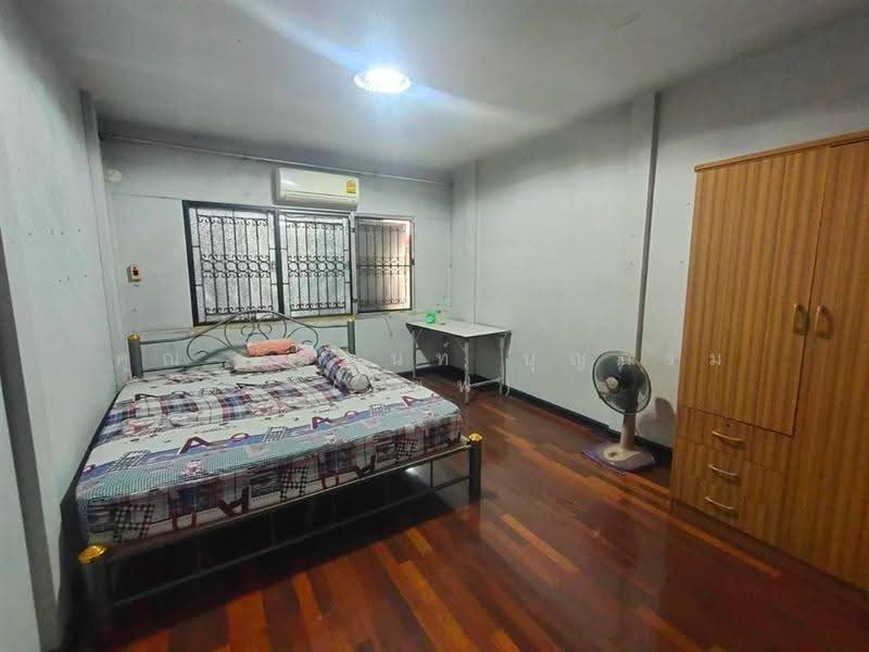 ทาวน์เฮ้าส์ 2 ชั้น 22.5 ตร.ว. บ้านทำเลดีเกษตร-นวมินทร์ ซอยลาดปลาเค้า38 ถนนลาดปลาเค้า, กรุงเทพ, ถนนลาดปลาเค้า, จรเข้บัว, ลาดพร้าว, กรุงเทพ, 120 ตร.ม., ทาวน์เฮ้าส์ ขาย, โดย คุณ อานนท์ บุญกรม (เซฟ), 500636872 - DDproperty.com