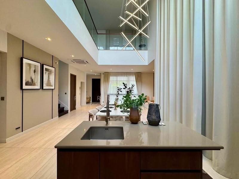 BuGaan Krungthep Kreetha, Bangkok, 109 15 Soi Krungthep Kreetha, Hua Mak, Bang Kapi, Bangkok, 3 Bedrooms, 430 sqm, Single Detached House For Sale, by Pornnapa Am-ampai, 500636909 - DDproperty.com