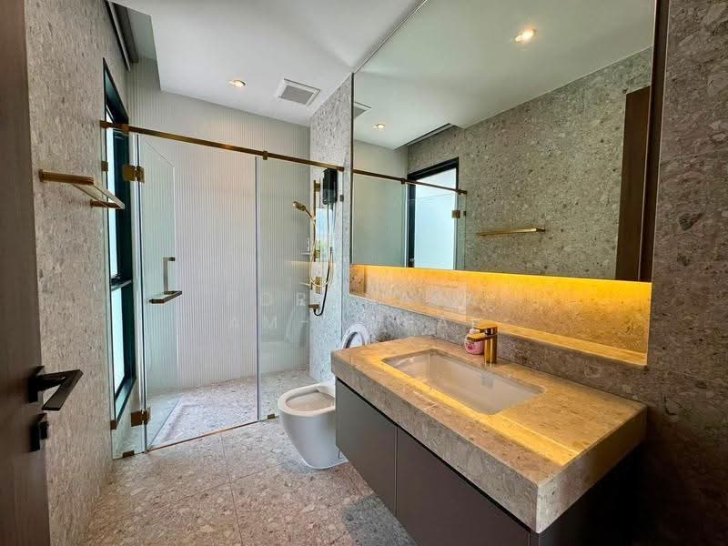 BuGaan Krungthep Kreetha, Bangkok, 109 15 Soi Krungthep Kreetha, Hua Mak, Bang Kapi, Bangkok, 3 Bedrooms, 430 sqm, Single Detached House For Sale, by Pornnapa Am-ampai, 500636909 - DDproperty.com