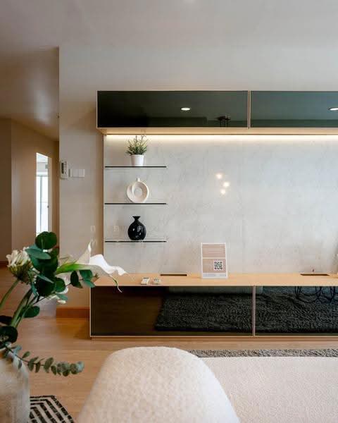 The Waterford Diamond Tower Sukhumvit, Bangkok, 758/18 Soi Sukhumvit 30/1, Sukhumvit Road, Khlong Toei, Bangkok, 2 Bedrooms, 144 sqm, Condo For Sale, by กฤตวรรณ ทะลอมคำ, 500636911 - DDproperty.com