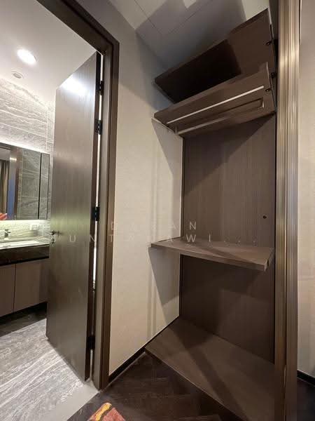 The Esse Sukhumvit 36, Bangkok, Soi Sukhumvit 36, Sukhumvit Road, Phra Kanong, Khlong Toei, Bangkok, 1 Bedroom, 38 sqm, Condo For Rent, by Daran Buntakawinkul, 500636927 - DDproperty.com