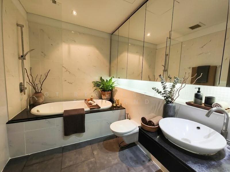 The Lakes, Bangkok, 123 Ratchadaphisek Road, Khlong Toei, Bangkok, 2 Bedrooms, 101 sqm, Condo For Rent, by GT Real Estate Thailand, 500636978 - DDproperty.com