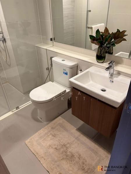 Life Phahon-Ladprao, Bangkok, 996 Phahonyothin Road, Jom Phon, Chatuchak, Bangkok, 2 Bedrooms, 65 sqm, Condo For Rent, by Nicha Peerakittikul, 500636998 - DDproperty.com