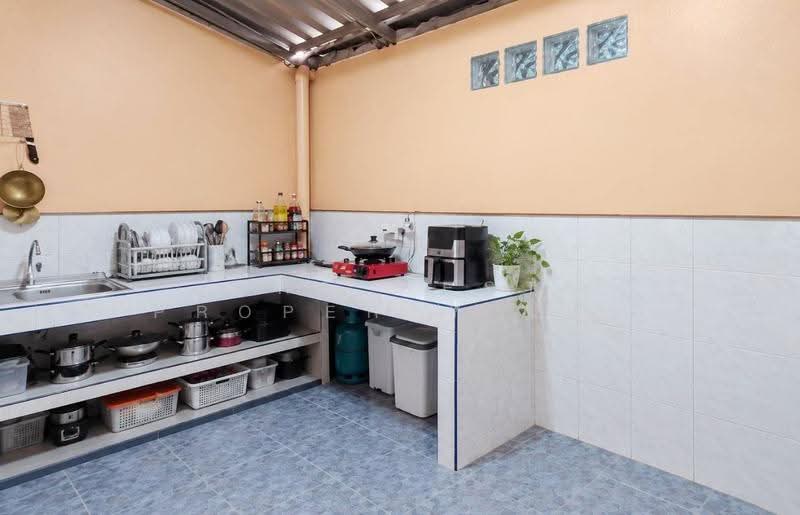 Baan Tipamas Seri Bangna : บ้านทิพมาศ เสรีบางนา , สมุทรปราการ, ถ.บางบ่อ-คลองด่าน, บางเพรียง, บางบ่อ, สมุทรปราการ, 100 ตร.ม., ทาวน์เฮ้าส์ ขาย, โดย The Best Property โบว์, 500637110 - DDproperty.com
