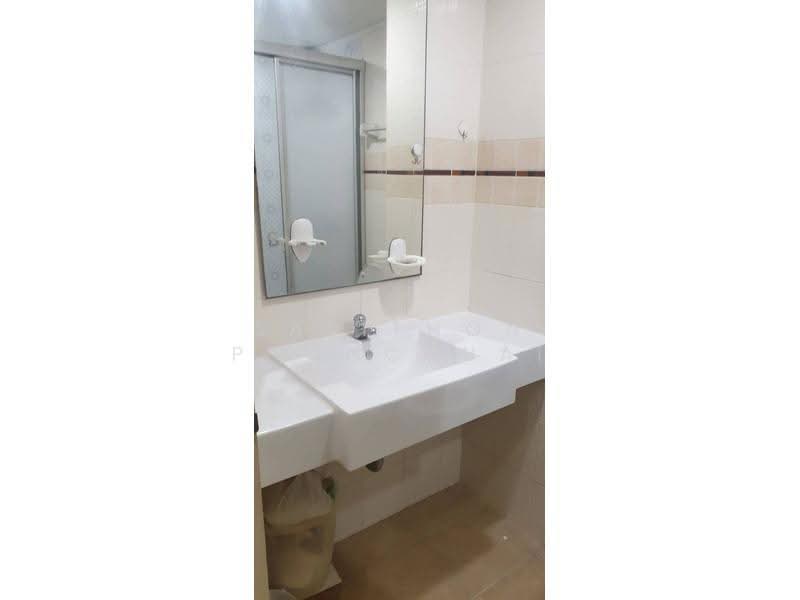 Lumpini Ville Cultural Center, Bangkok, Prachautid Road, Samsen Nok, Huai Khwang, Bangkok, 1 Bedroom, 45 sqm, Condo For Rent, by Sasithon Phonchuai, 500637160 - DDproperty.com