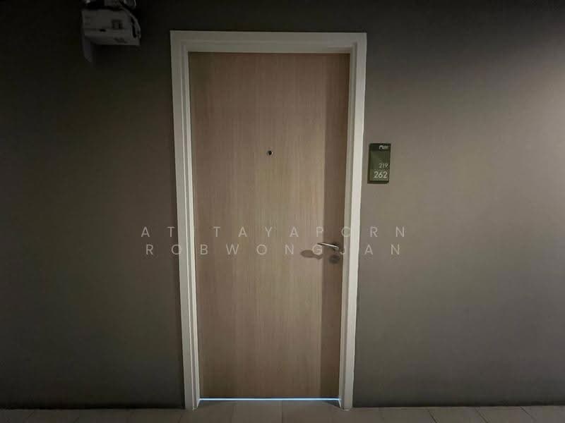 Motif Condo, Bangkok, 219 Thanon Intharaphithak, Bang Yi Rua, Thon Buri, Bangkok, 1 Bedroom, 36 sqm, Condo For Sale, by Atitayaporn Robwongjan, 500637184 - DDproperty.com