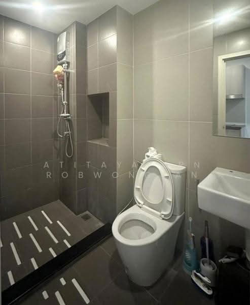 Elio Sathorn-Wutthakat, Bangkok, Kanlapaphruek Road, Bangko, Chom Thong, Bangkok, 1 Bedroom, 35 sqm, Condo For Rent, by Atitayaporn Robwongjan, 500637217 - DDproperty.com