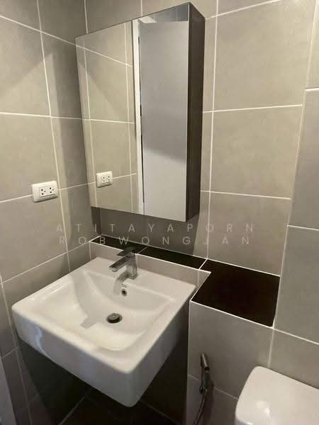 The Base Phetkasem, Bangkok, Phet Kasem Rd, Bang Wa, Phasi Charoen, Bangkok, 1 Bedroom, 25 sqm, Condo For Sale, by Atitayaporn Robwongjan, 500637221 - DDproperty.com