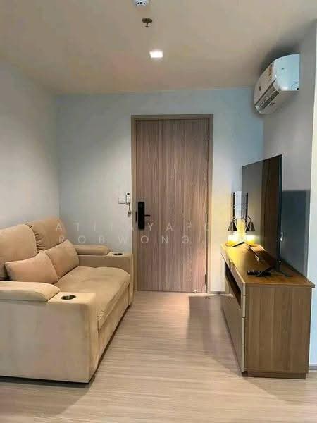 Life Sathorn Sierra, Bangkok, Ratchaphruek Rd, Talat Plu, Thon Buri, Bangkok, 1 Bedroom, 33 sqm, Condo For Rent, by Atitayaporn Robwongjan, 500637243 - DDproperty.com