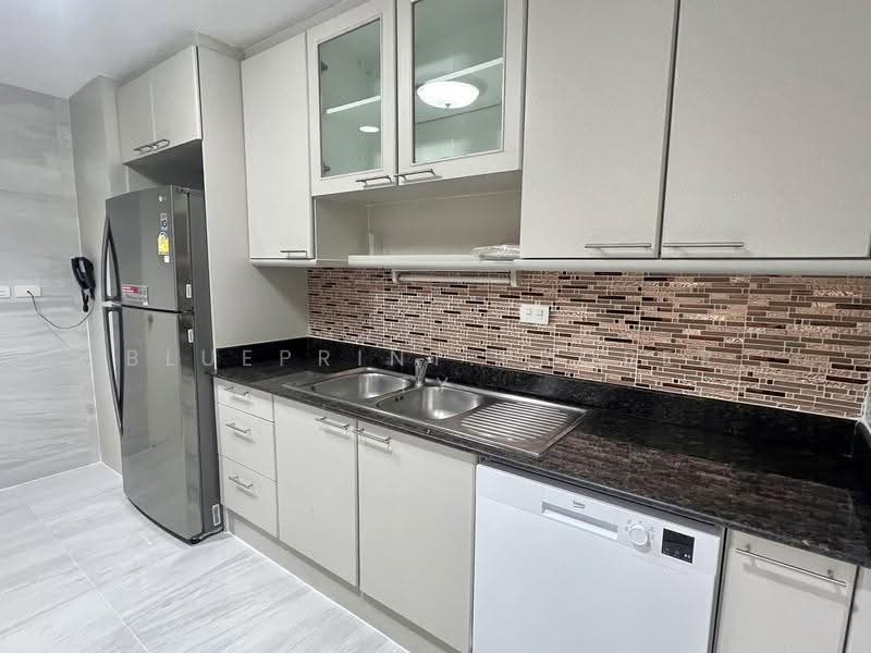 GP Grand Tower, Bangkok, Khlongtoei Nua, Watthana, Bangkok, 3 Bedrooms, 220 sqm, Villa For Rent, by Blueprint.Property, 500637261 - DDproperty.com