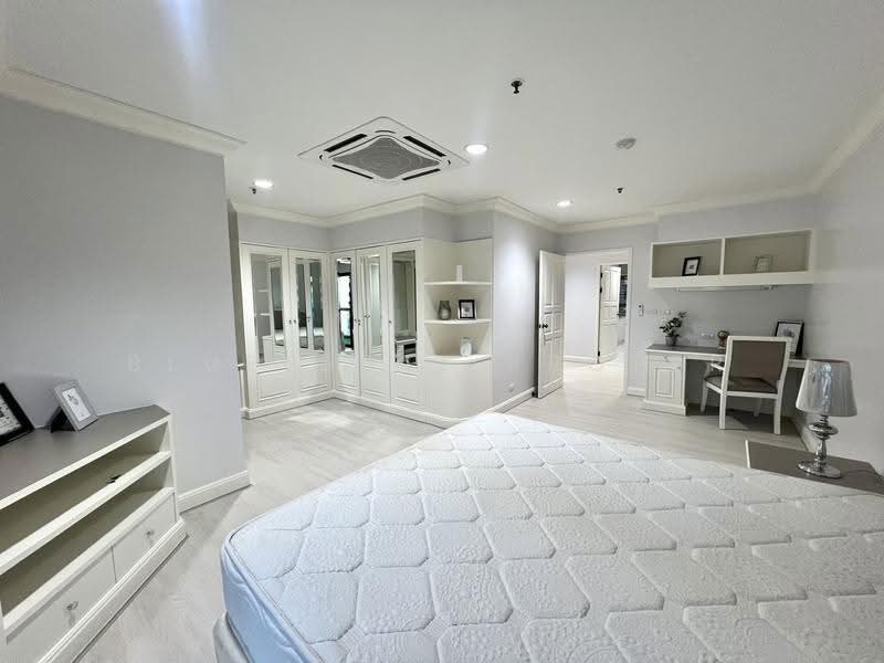GP Grand Tower, Bangkok, Khlongtoei Nua, Watthana, Bangkok, 3 Bedrooms, 220 sqm, Villa For Rent, by Blueprint.Property, 500637261 - DDproperty.com