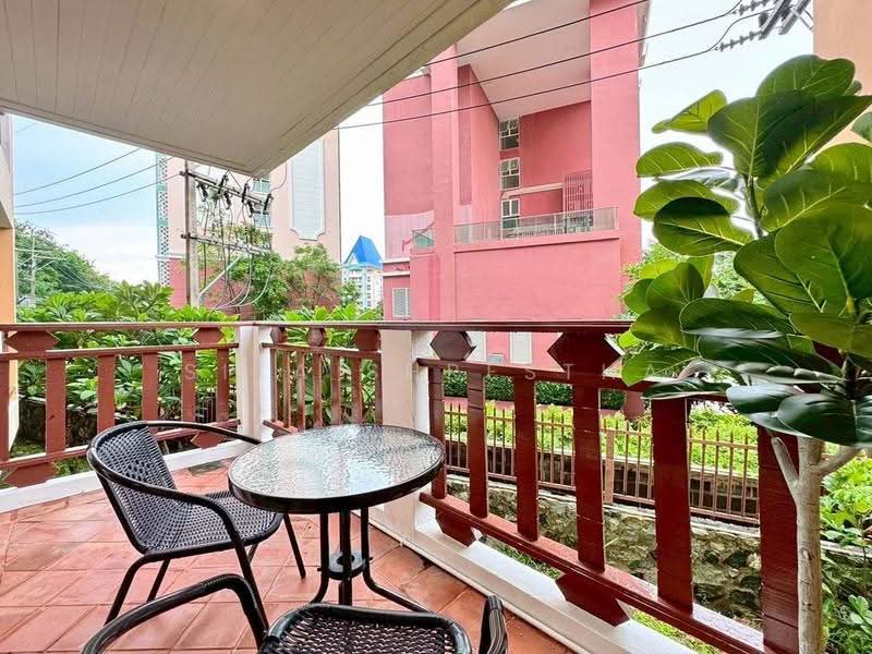 Royal Hill Resort : รอยัล ฮิลล์ รีสอร์ท, ชลบุรี, 154 ถ.ทัพพระยา, หนองปรือ, บางละมุง, ชลบุรี, 96 ตร.ม., คอนโด ให้เช่า, โดย Sita Shrestha, 500637348 - DDproperty.com