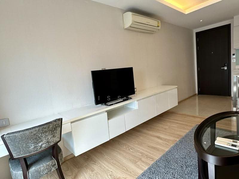 H Sukhumvit 43, Bangkok, 28 Sukhumvit 34 Road, Khlong Tan Nua, Watthana, Bangkok, 1 Bedroom, 40 sqm, Condo For Rent, by Apissara Issareeya, 500637356 - DDproperty.com