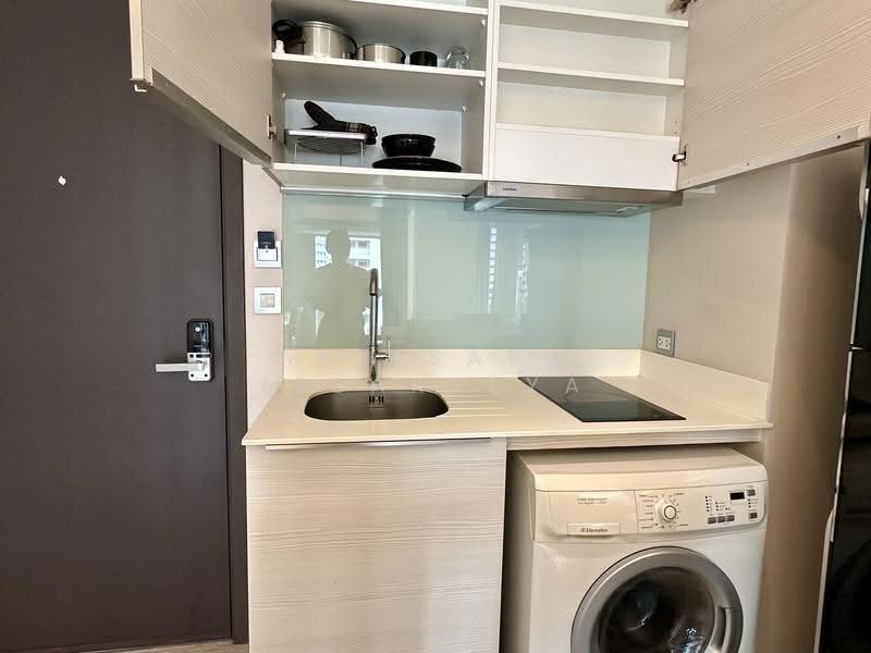 H Sukhumvit 43, Bangkok, 28 Sukhumvit 34 Road, Khlong Tan Nua, Watthana, Bangkok, 1 Bedroom, 40 sqm, Condo For Rent, by Apissara Issareeya, 500637356 - DDproperty.com