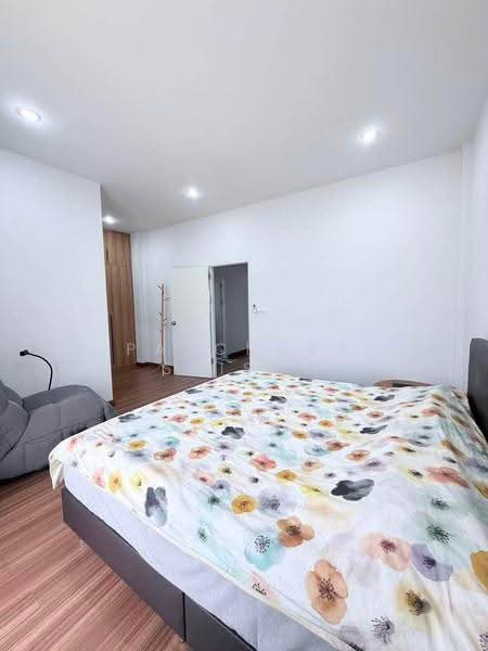 3 BR townhouse, Chon Buri (Pattaya), Nong Pru, Bang Lamung (Pattaya), Chon Buri (Pattaya), 3 Bedrooms, 120 sqm, Townhouse For Sale, by Patchara Srisak, 500637454 - DDproperty.com