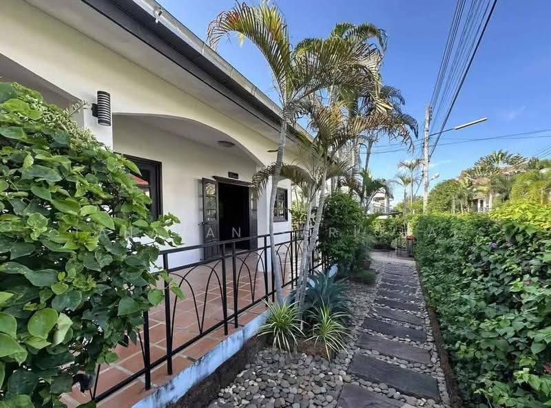 3 BR house, Prachuap Khiri Khan, Hua Hin, Prachuap Khiri Khan, 3 Bedrooms, 101 sqm, Single Detached House For Sale, by Tanawan Surichai, 500637460 - DDproperty.com