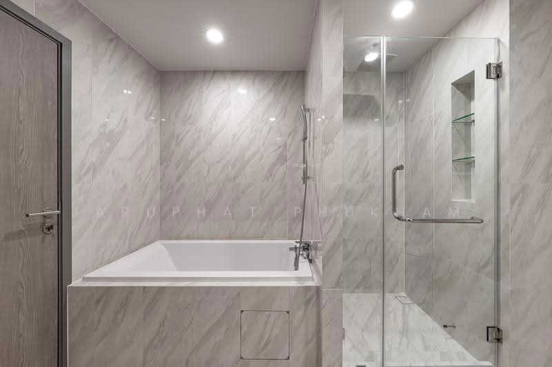 Coco Parc, Bangkok, 1150 Rama 4 Road, Khlong Toei, Bangkok, 1 Bedroom, 36 sqm, Condo For Sale, by Jaruphat Phukham, 500637465 - DDproperty.com
