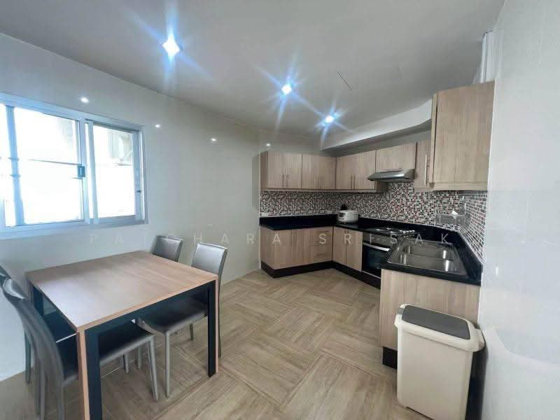 Rama Harbour View, Chon Buri (Pattaya), 25 Soi Mu Ban Home Town Phase 2 Soi 4, Surasak, Si Racha, Chon Buri (Pattaya), 2 Bedrooms, 149 sqm, Condo For Rent, by Patchara Srisak, 500637514 - DDproperty.com