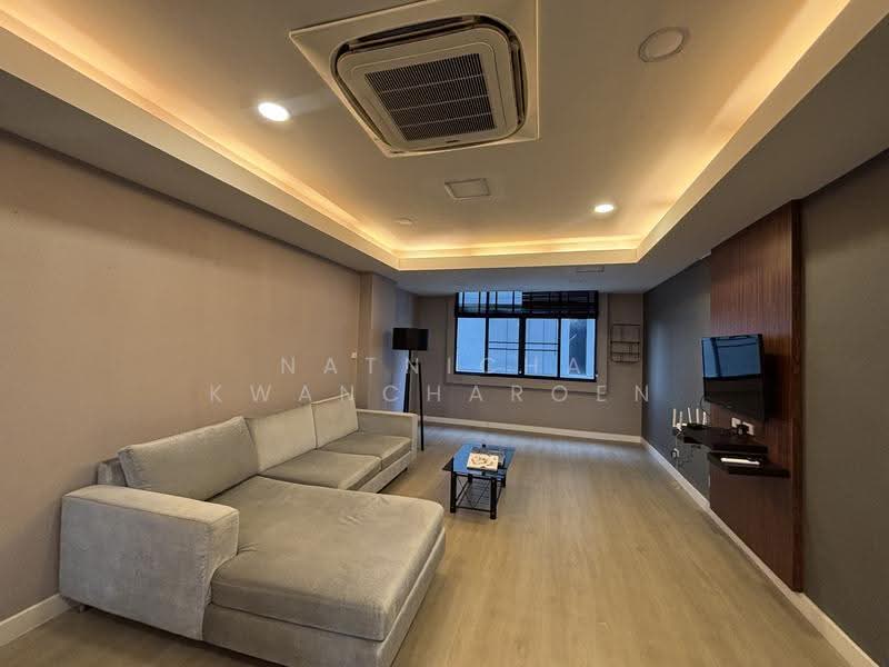 Fare Tower, Bangkok, Soi Sukhumvit 50, Phra Kanong, Khlong Toei, Bangkok, 1 Bedroom, 80 sqm, Condo For Sale, by Natnicha Kwancharoen, 500637525 - DDproperty.com