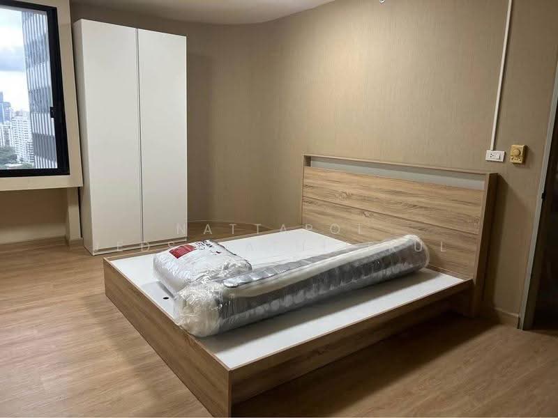 Las Colinas, Bangkok, Sukhumvit 21 Road, Khlongtoei Nua, Watthana, Bangkok, 2 Bedrooms, 100 sqm, Condo For Rent, by Nattapol Jedsadathitikul, 500637558 - DDproperty.com