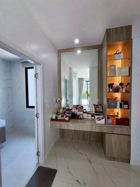 The Village Housing Estate by Horseshoe Point, Chon Buri (Pattaya), Toongklom-Huaytanoo Road, Nong Pru, Bang Lamung (Pattaya), Chon Buri (Pattaya), 4 Bedrooms, 550 sqm, Single Detached House For Sale, by Patchara Srisak, 500637677 - DDproperty.com