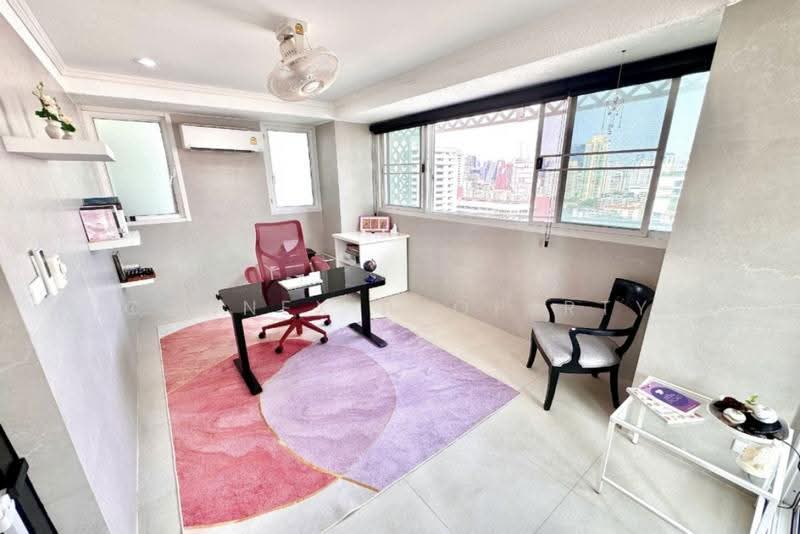 Supalai Place Sukhumvit 39, Bangkok, 175-179 Soi Sukhumvit 39 Sukhumvit Road, Khlong Tan Nua, Watthana, Bangkok, 3 Bedrooms, 491 sqm, Condo For Sale, by Connex Property, 500637692 - DDproperty.com