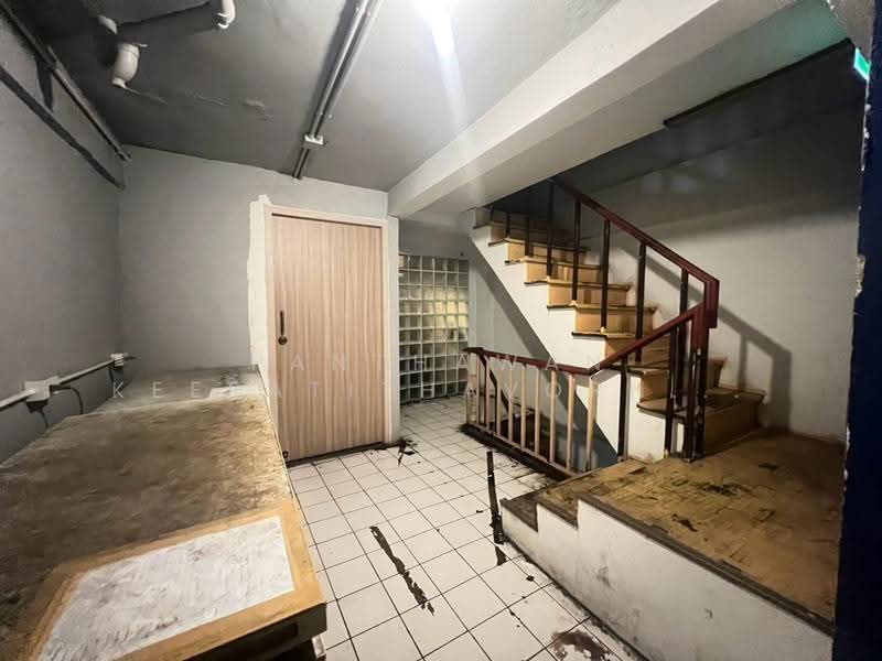 อาคารพาณิชย์ 3 คูหา ติด BTS สนามเป้า, Bangkok, Phaya Thai, Bangkok, , 1,000 sqm, Shophouse For Sale, by Panthawan Keeratithavornanan, 500637847 - DDproperty.com