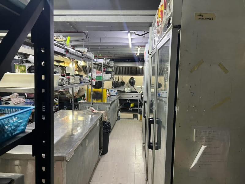 อาคารพาณิชย์ 3 คูหา ติด BTS สนามเป้า, Bangkok, Phaya Thai, Bangkok, , 1,000 sqm, Shophouse For Sale, by Panthawan Keeratithavornanan, 500637847 - DDproperty.com